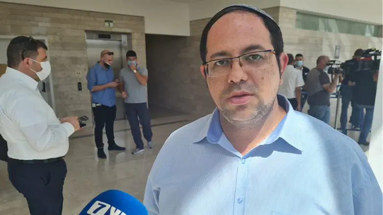 עמיחי לנגפלד