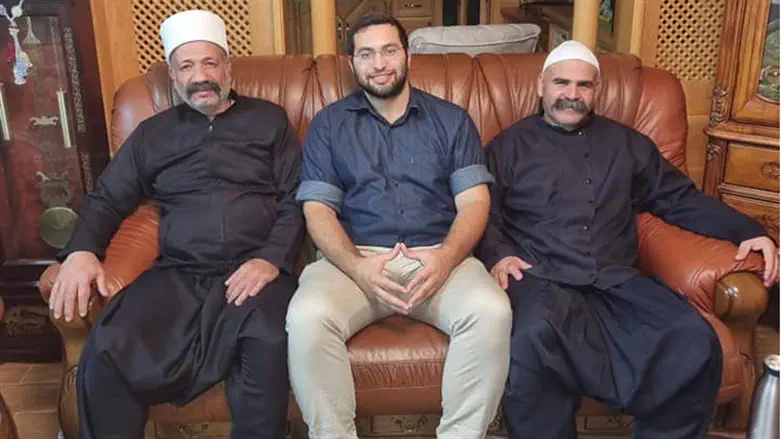 יצחק וסרלאוף ותומכי המפלגה הדרוזים