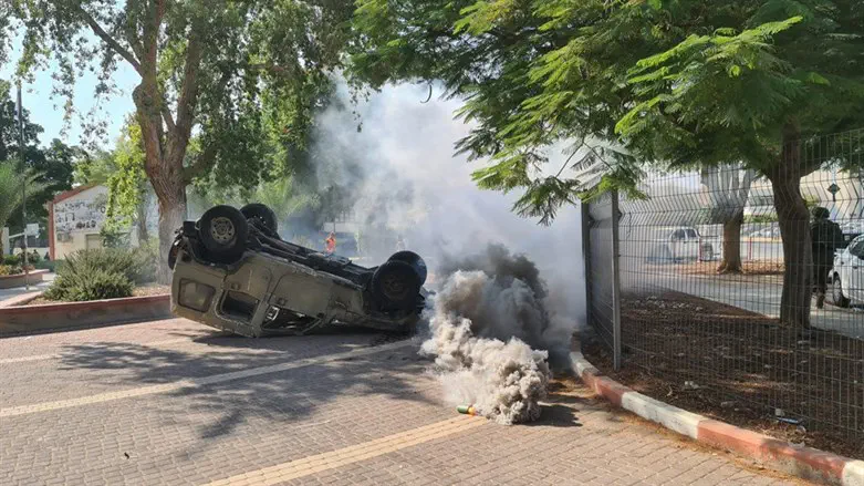 תרגיל בצהרי היום בשטח בית הספר