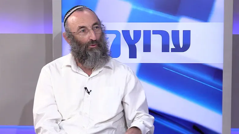 הרב מנחם פרל