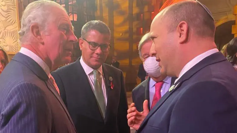 בנט והנסיך צ׳ארלס