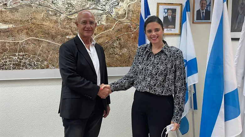 איילת שקד ואלי שבירו