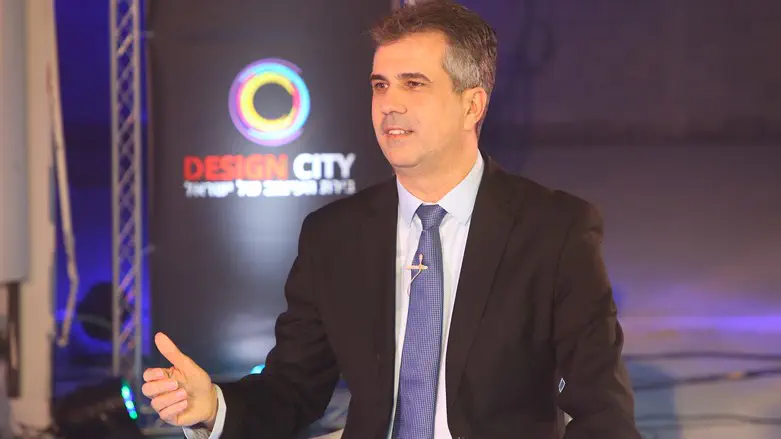 השר אלי כהן בועידת הכלכלה השנתית של בשבע וערוץ 7