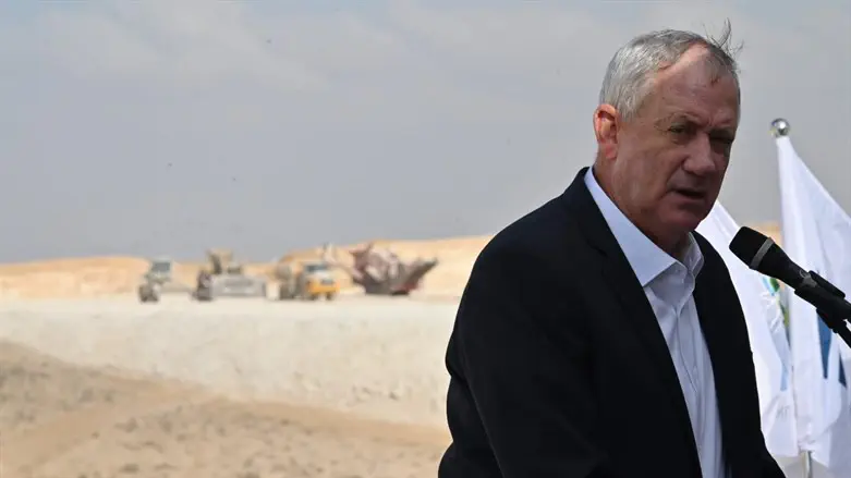 השר בני גנץ