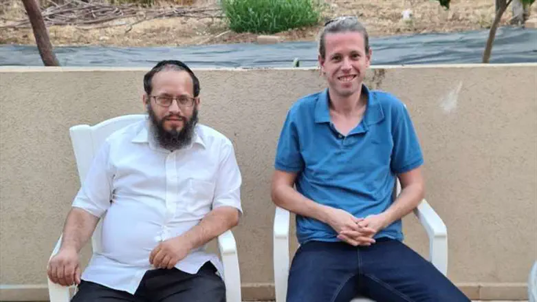 יונתן ליבר וישראל שטרן