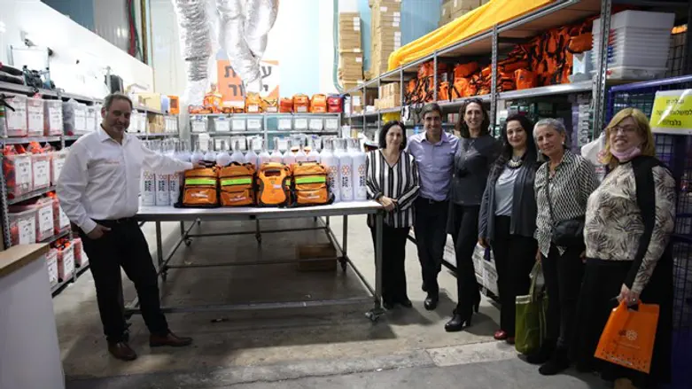 Dignitaries at dedicatoin