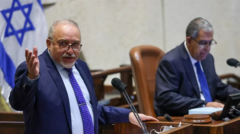 שר האוצר אביגדור ליברמן 