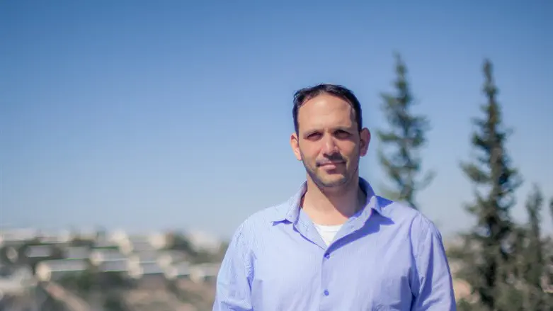 גלעד אך, 'עד כאן'