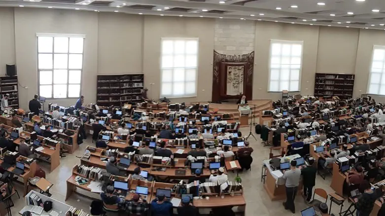 תלמידים בישיבת הסדר. ארכיון