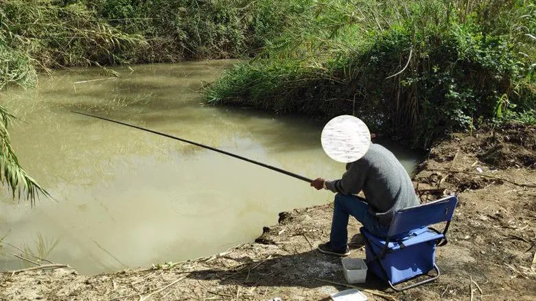 תיעוד הדייג האסור בחוק