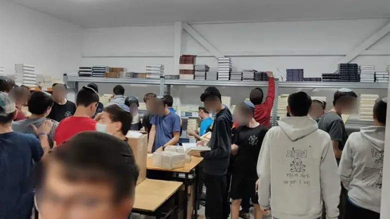 Students at Har Bracha