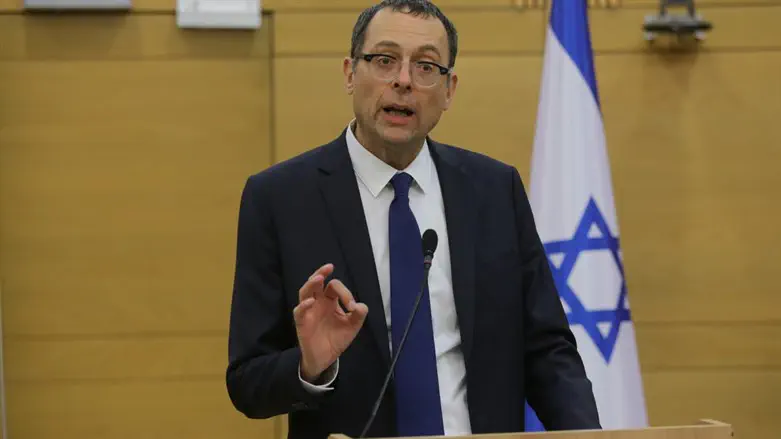 ח"כ צבי האוזר