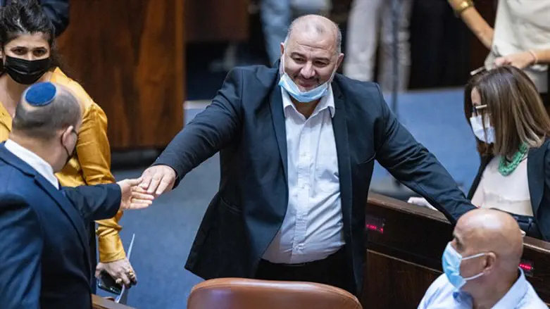 מנסור עבאס במליאה