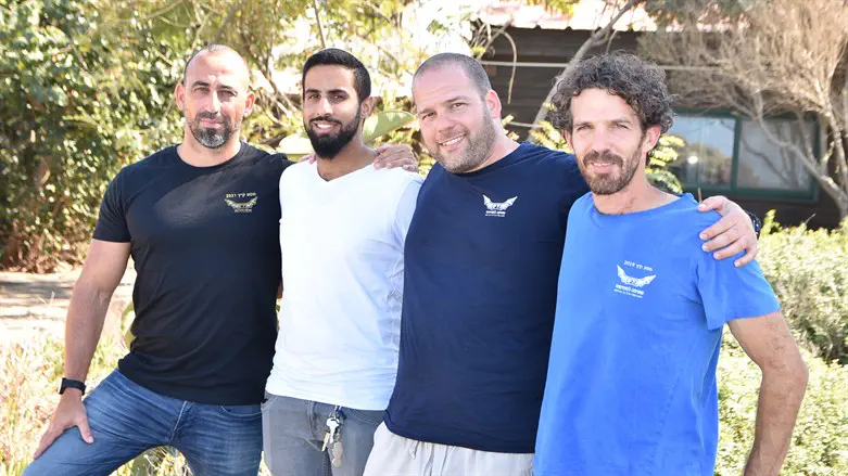 חברי צוות 'נירים'