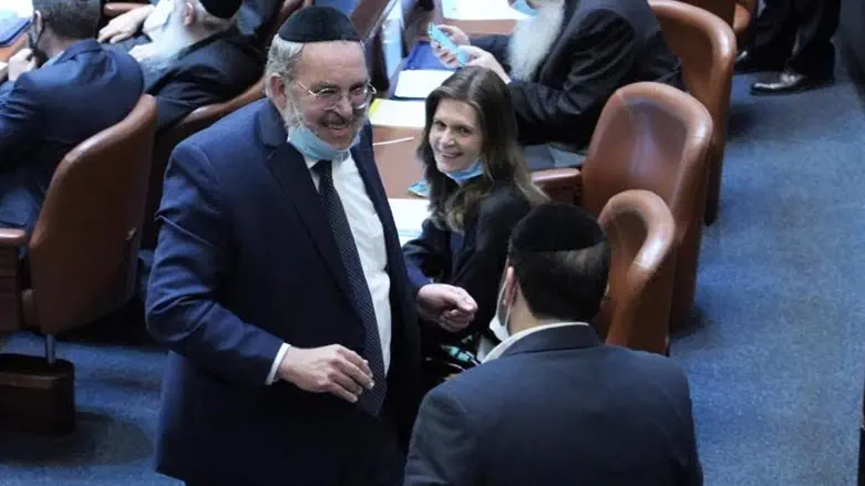 ח"כ יעקב אשר, לאחר אישור הצעתו