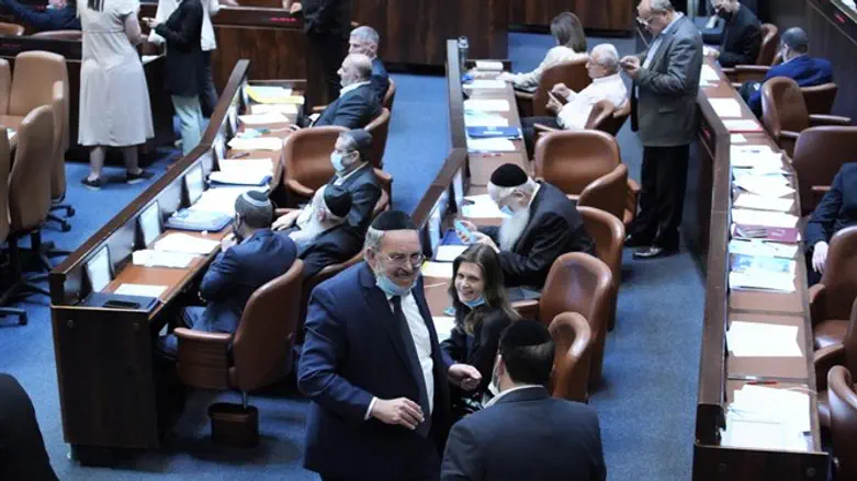 Яаков Ашер на пленуме Кнессета