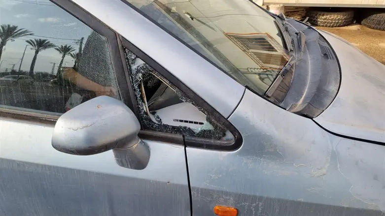 משולש השמשה התנפץ