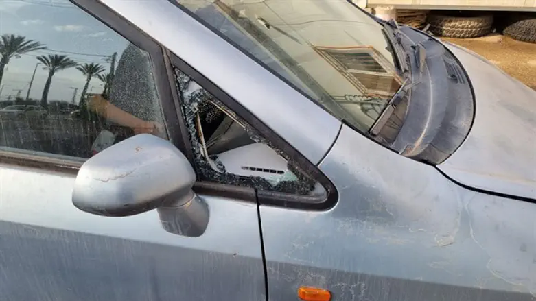 Последствия "каменной атаки". Иллюстрация