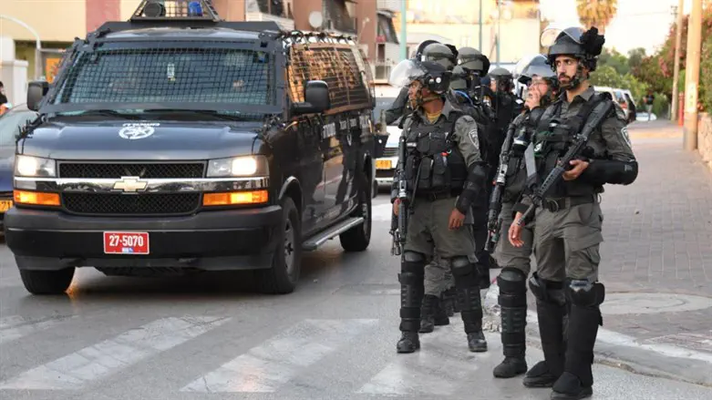 Полицейские силы в Лоде