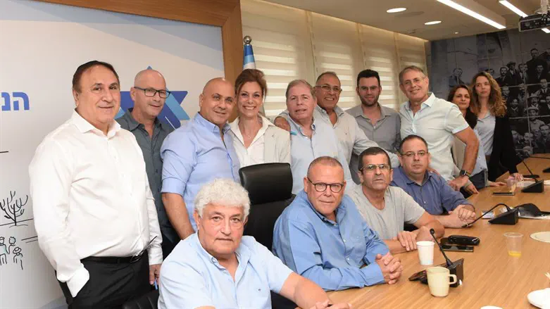 חתימת ההסכם