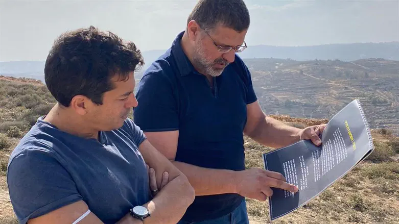 שיקלי ובוארון