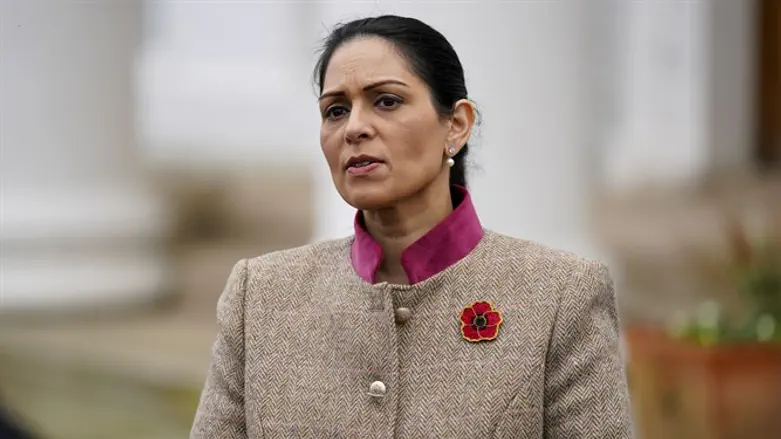 Прити Пател