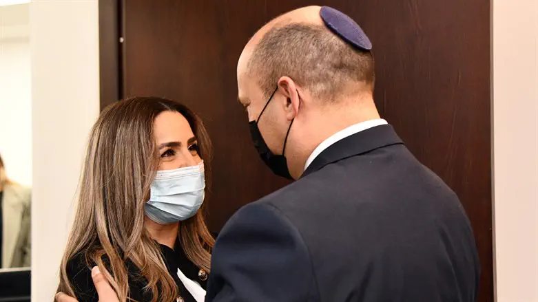 PM Bennett meets Natali Oknin