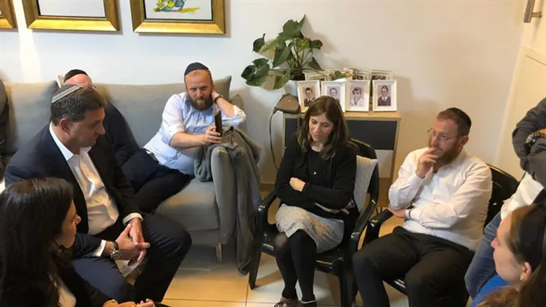 Айелет Шакед в кругу семьи Элияху Кая