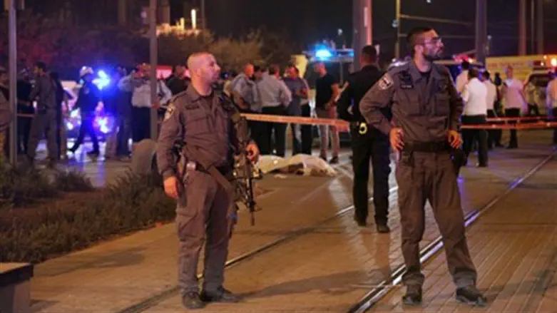 Полицейский патруль в Старом городе Иерусалима (файл)