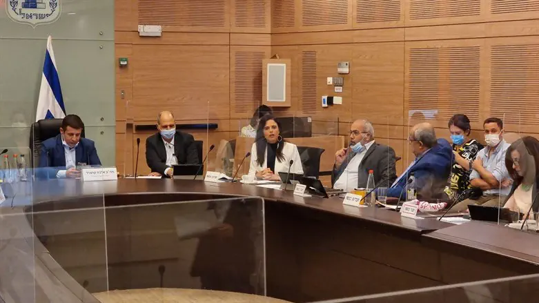 Finance Committee meeting (illustrative)