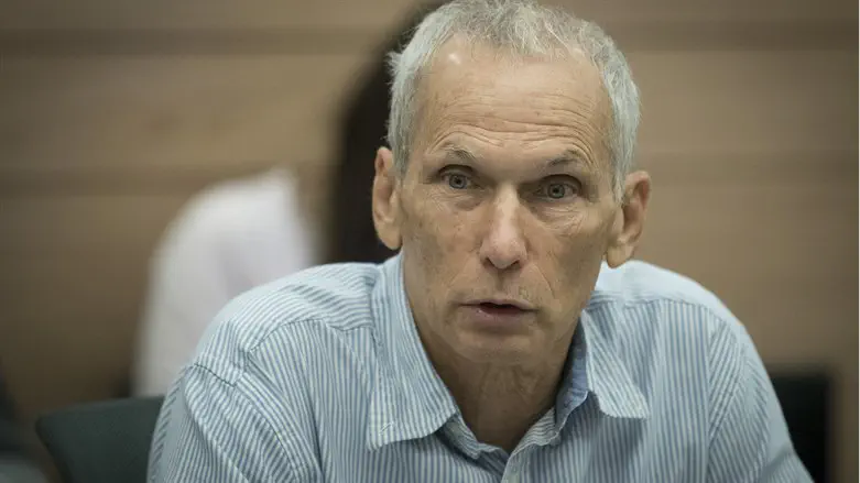 Minister Omer Barlev