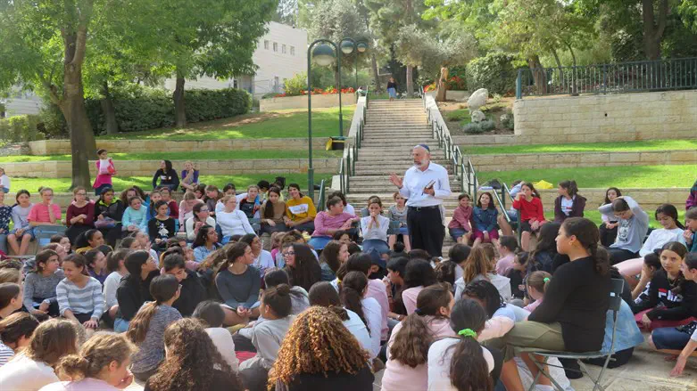 אולפנת חורב