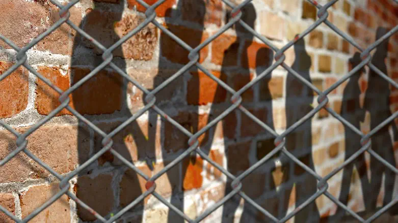 Shocking allegations on female soldiers in security prisons