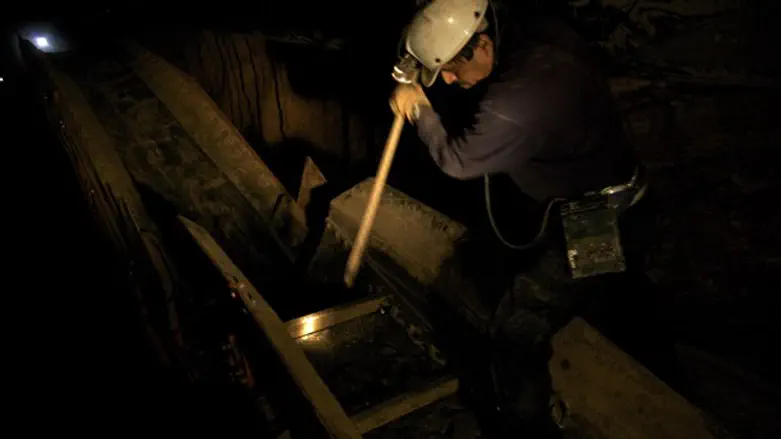 Шахтер. Иллюстрация