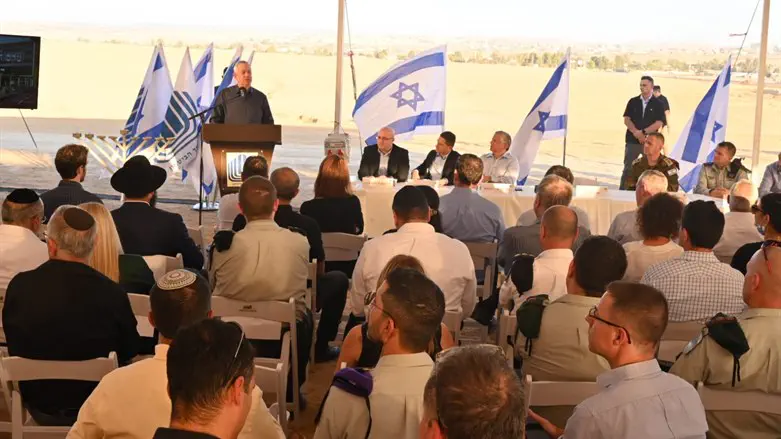 השר בני גנץ בטקס