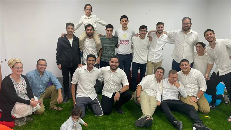 תלמידי שדרות מתנדבים