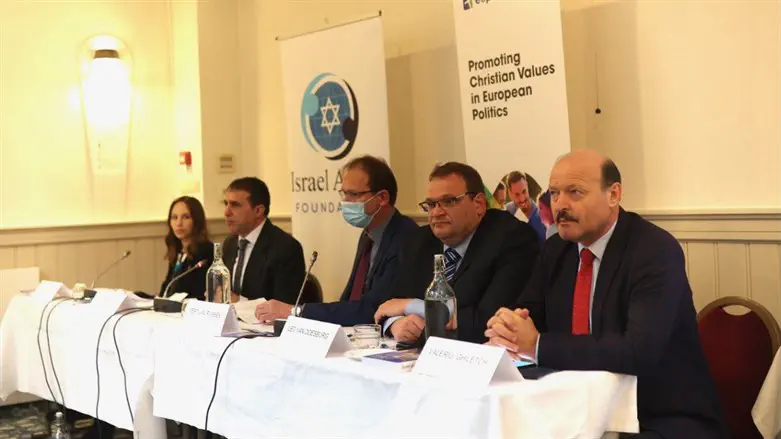 Weinstein, Regev, Ruissen, Van Doesburg, Ghiletchi