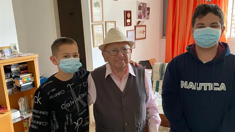 חניכי הודיות