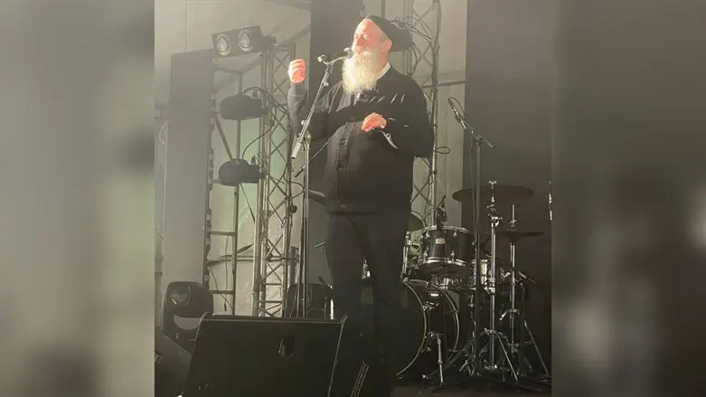 שולי רנד על ההר