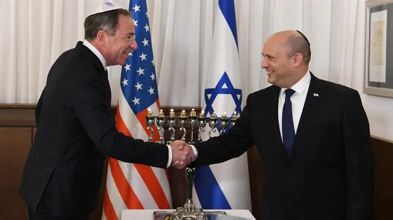 PM Bennett and Ambassador Nides