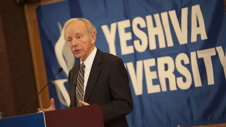 Joe Lieberman speaks at Yeshiva University