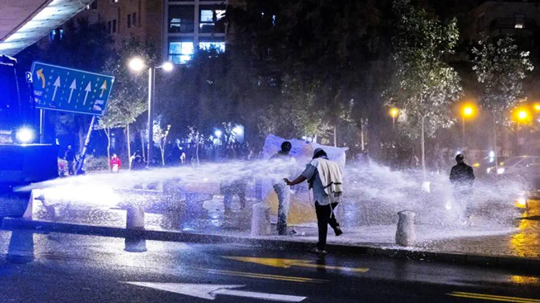 Применение "Скунса"