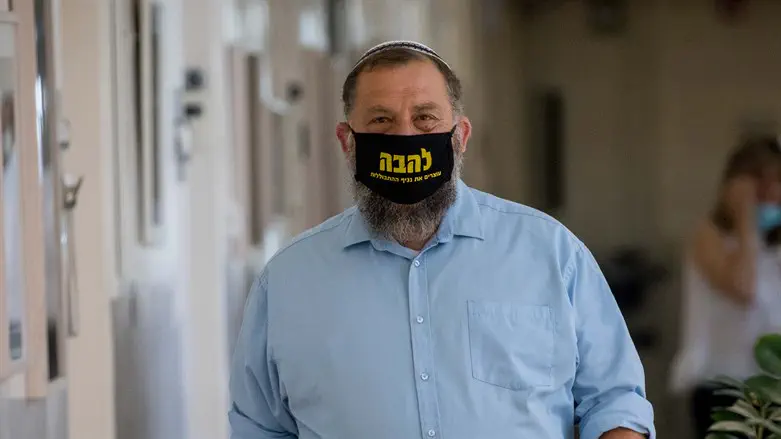 בנצי גופשטיין