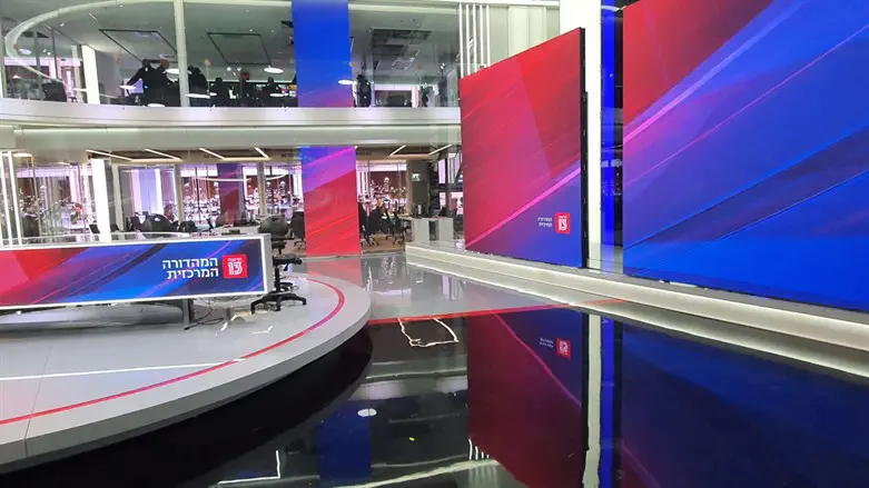 אולפן חדשות 13