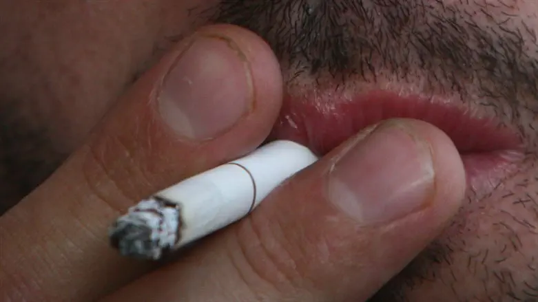 Cigarette