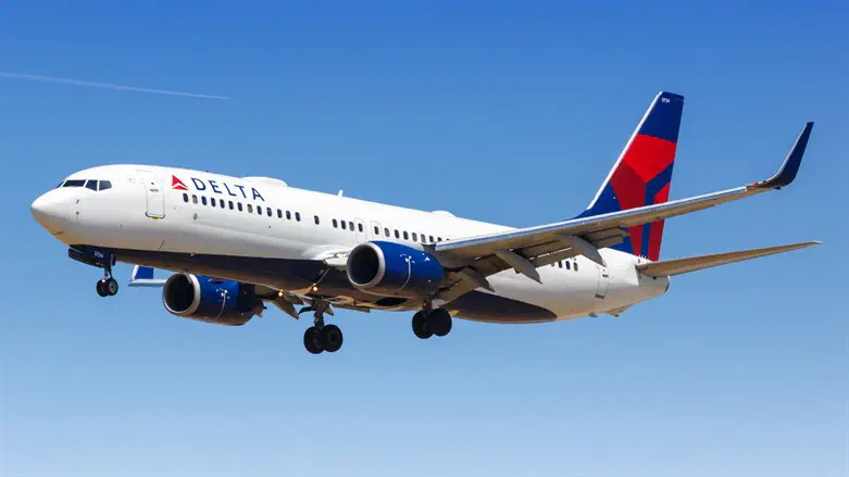 Delta Air Lines plane