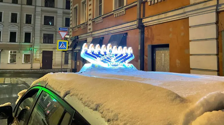 להתחבר ל'ימים ההם'