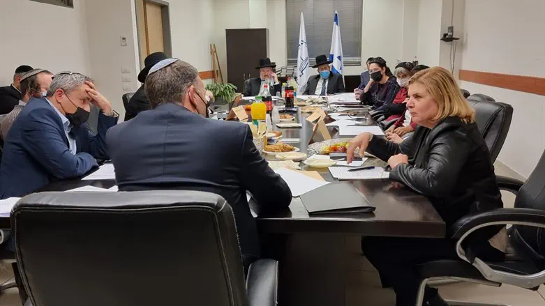 הוועדה לבחירת דיינים