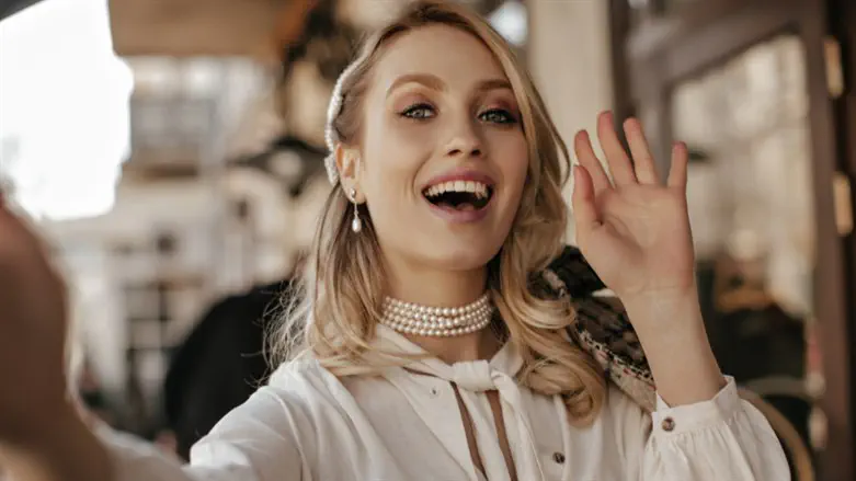 שרשראות ועגילי פנינים