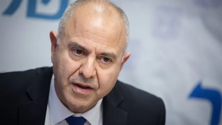 שמואל אבואב, לשעבר מנכ"ל משרד החינוך